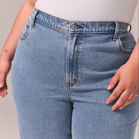 Abercrombie & Fitch curve love ultra high rise 90’s straight jean - Picture 2 of 6